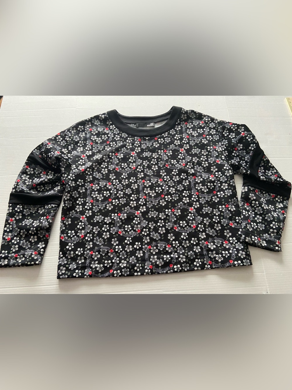 Love Mochino logo hearts sweatshirt.